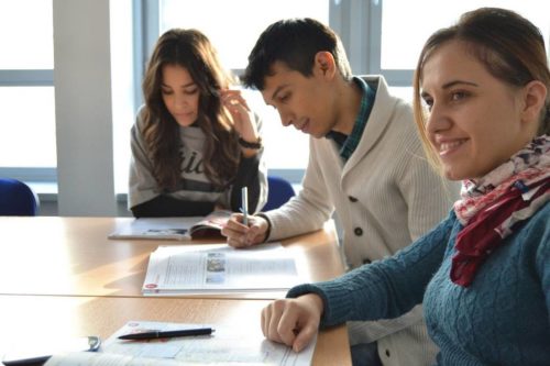 Berufliche Kennnisse für Aufnahme einer Ausbildung und Schulabschluss Klasse 10